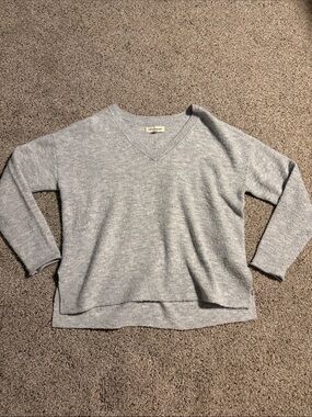 Women’s Lucky Brand Grey V-neck Sweater